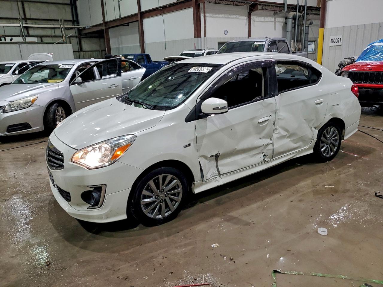 MITSUBISHI MIRAGE G4 2019