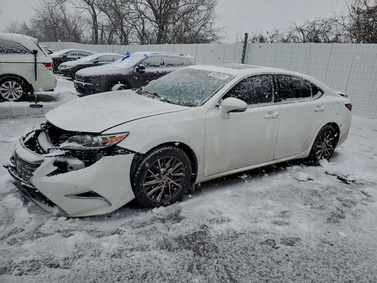 LEXUS ES 2016