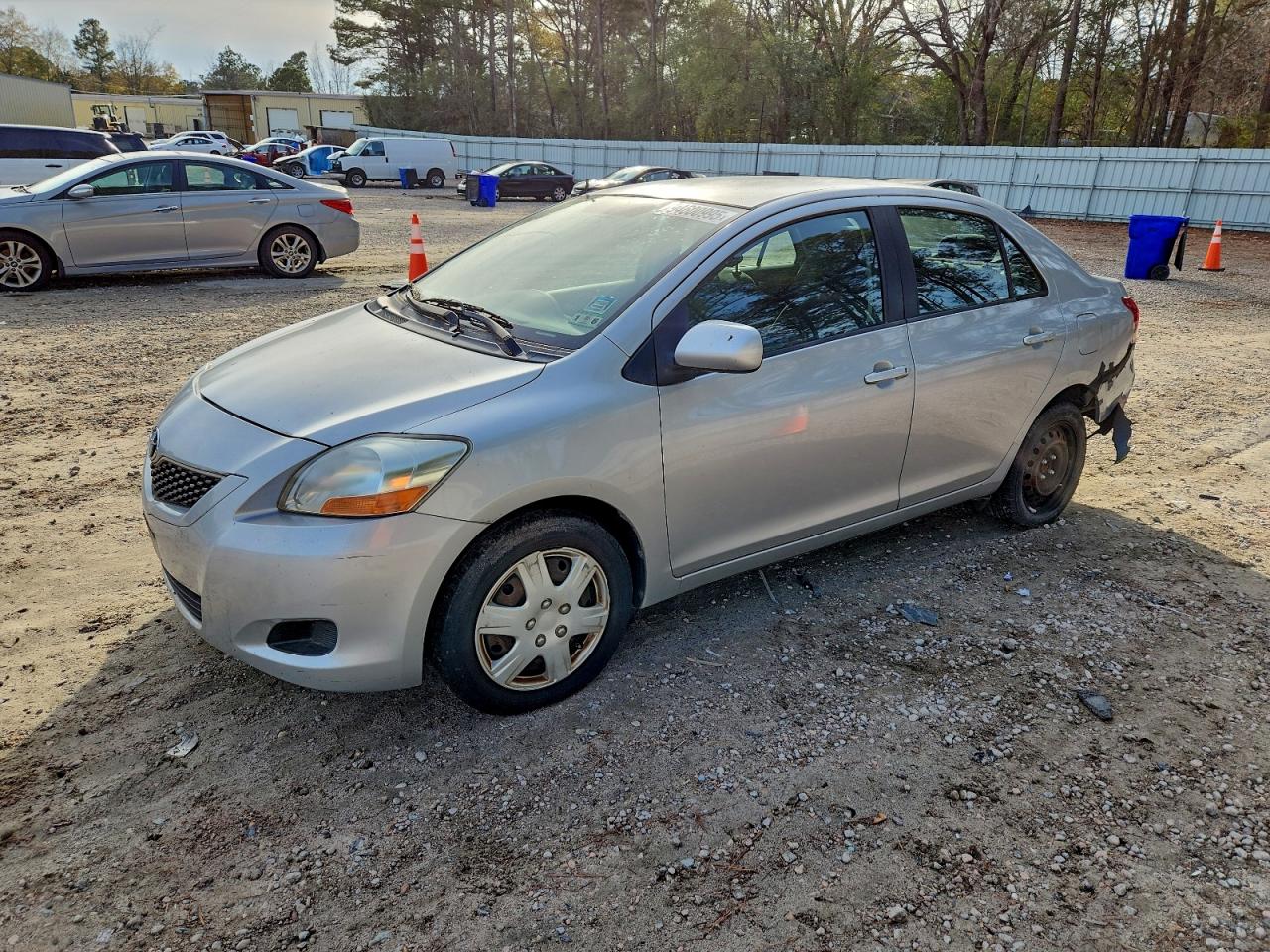 TOYOTA YARIS 2010