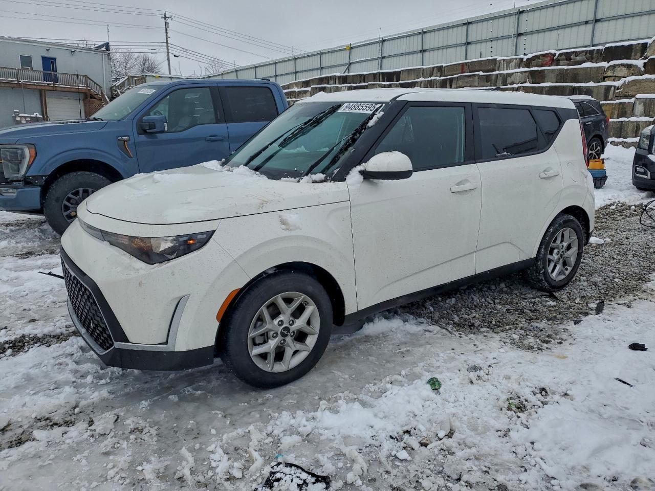 KIA SOUL LX 2023