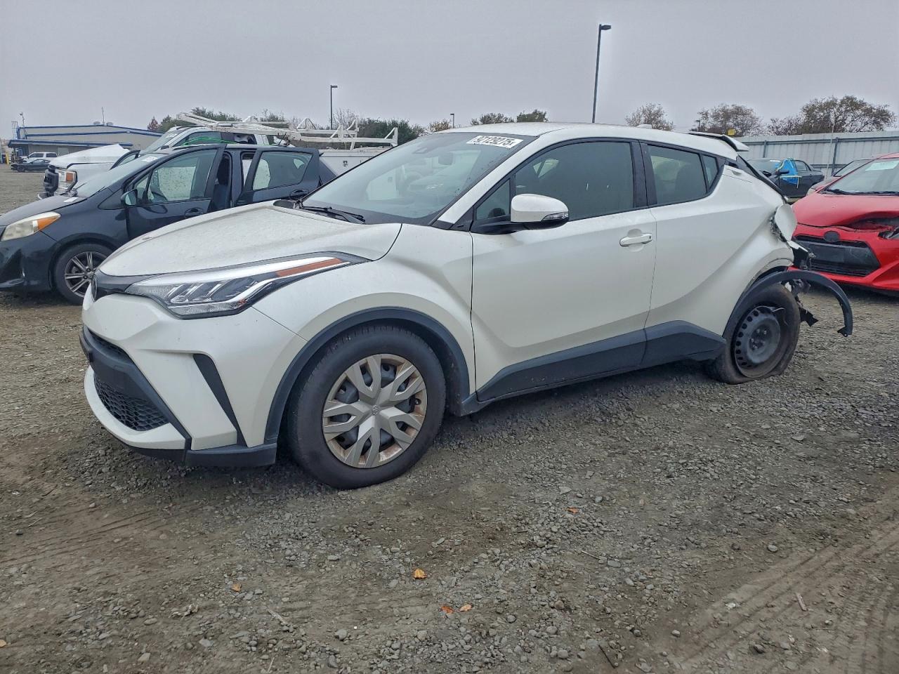 TOYOTA C-HR XLE 2021
