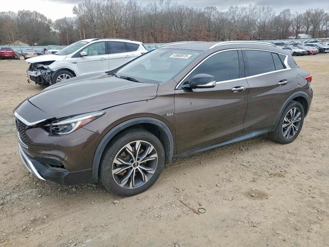 INFINITI QX30 BASE 2017