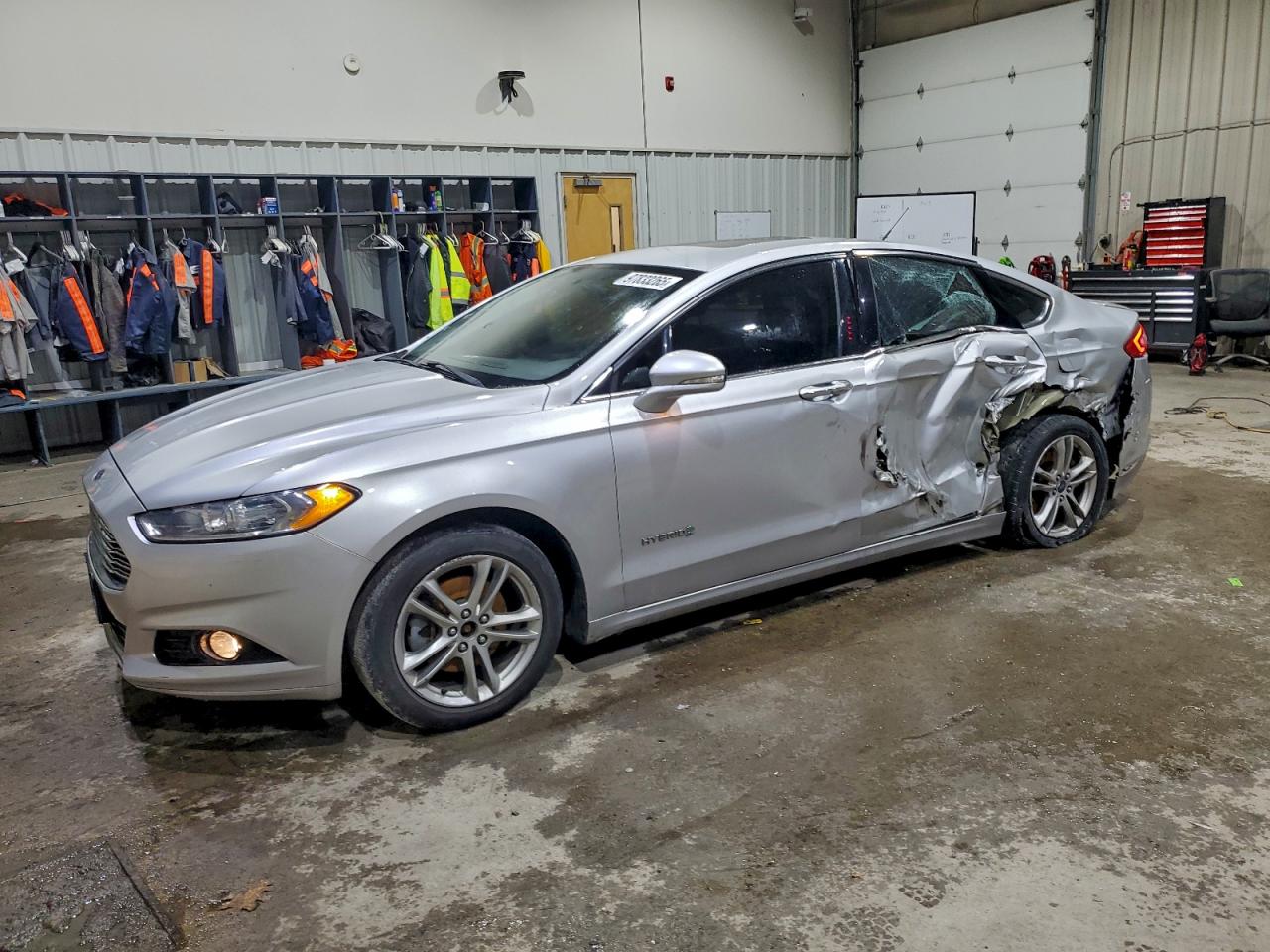 FORD FUSION 2016