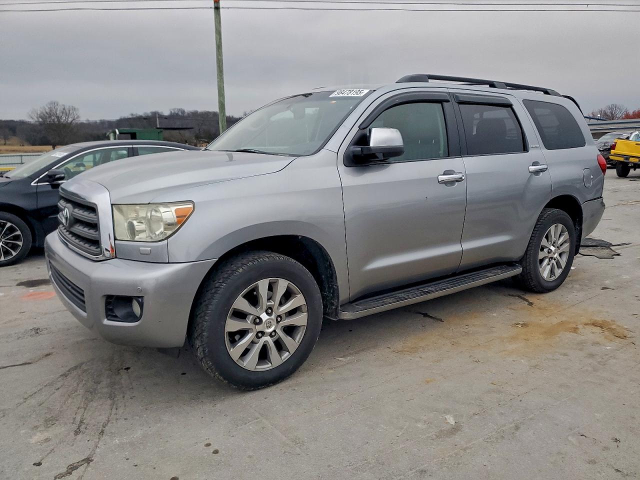 TOYOTA SEQUOIA LI 2011