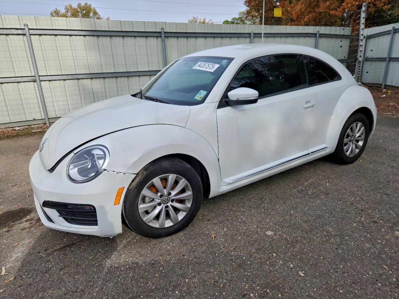 VOLKSWAGEN BEETLE S 2019