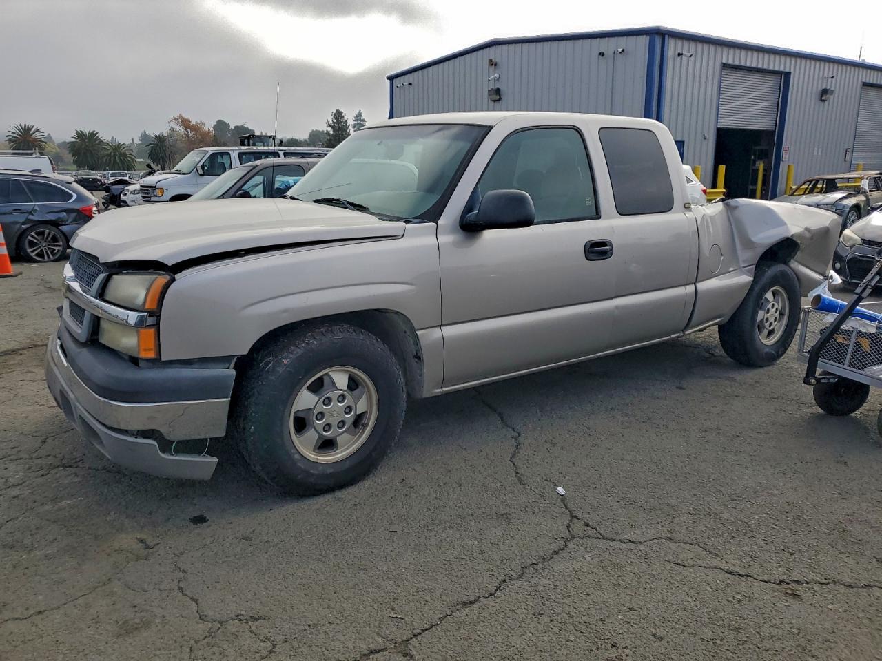 CHEVROLET SILVERADO 2004