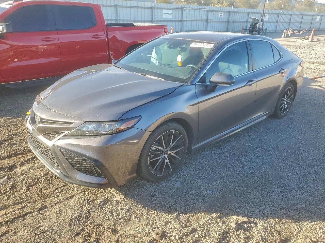 TOYOTA CAMRY SE N 2024