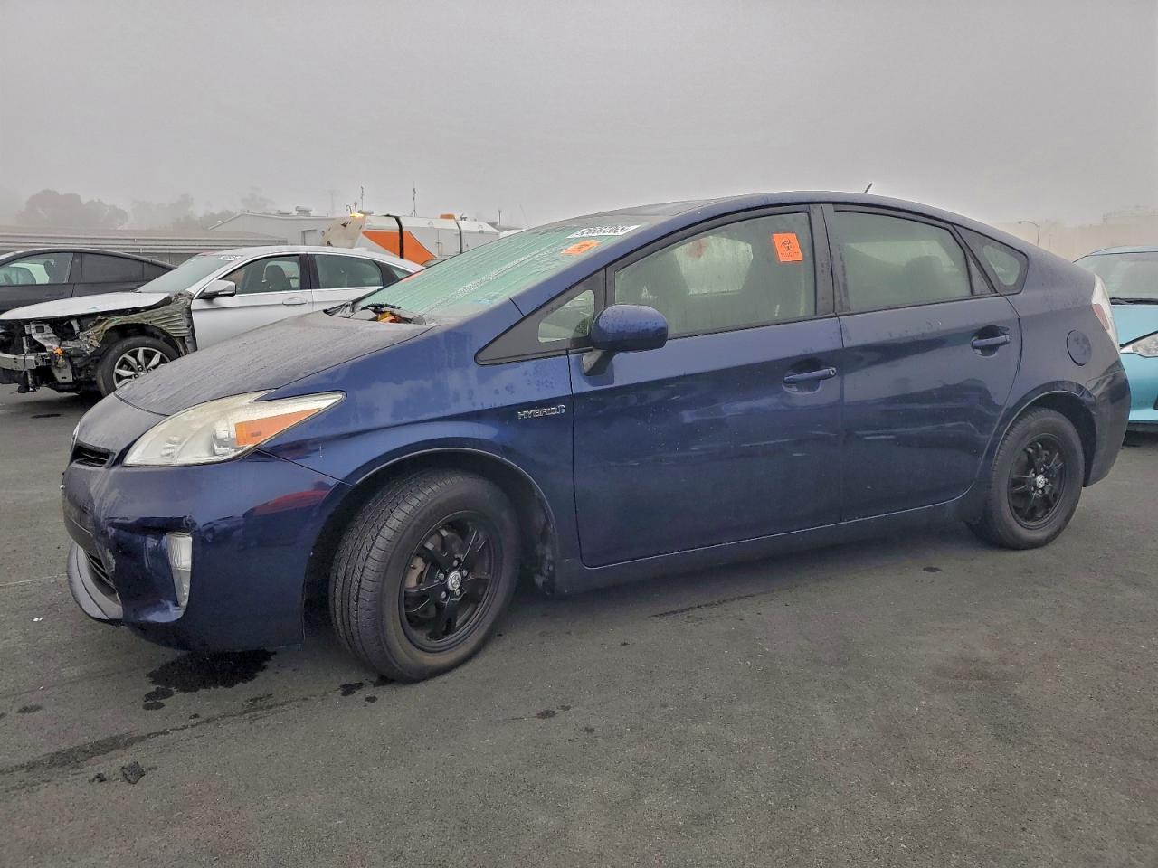TOYOTA PRIUS 2014