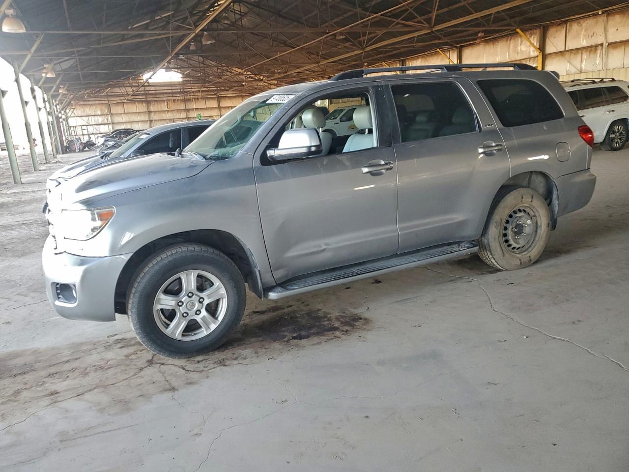 TOYOTA SEQUOIA SR 2010
