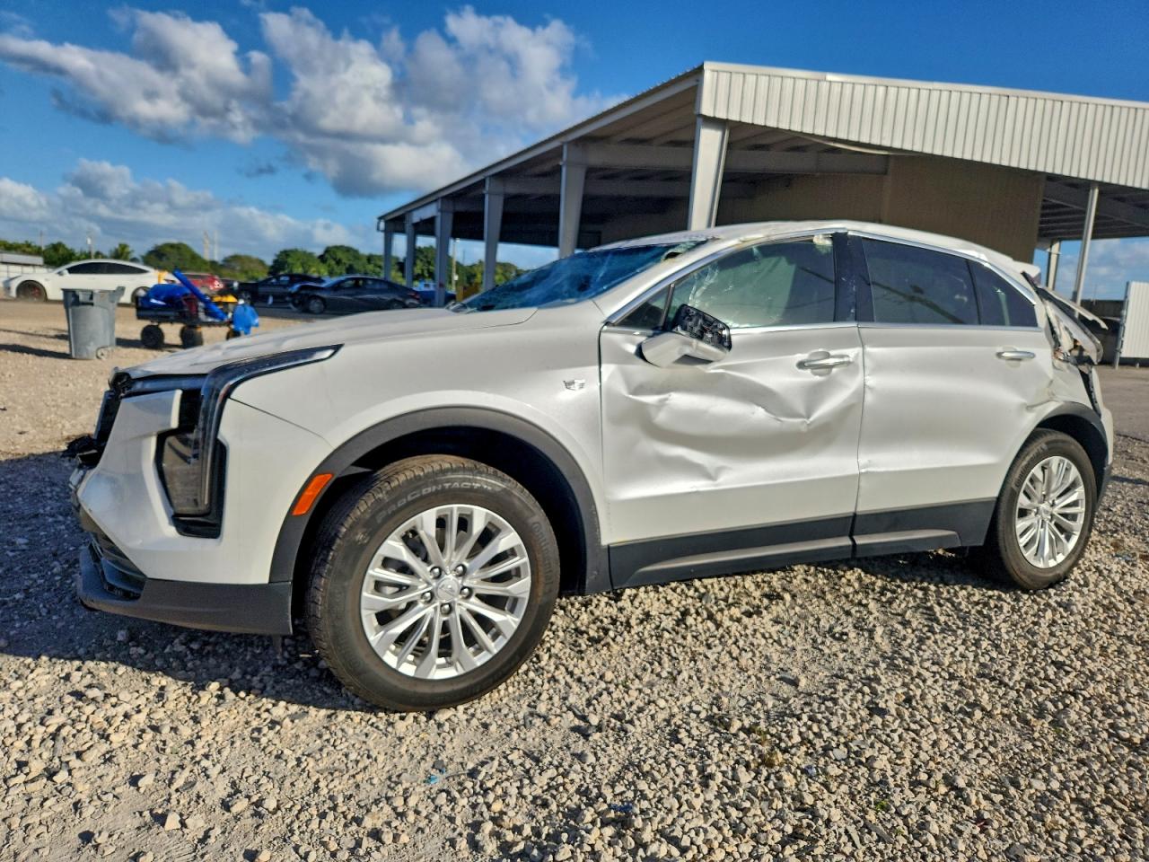 CADILLAC XT4 2024