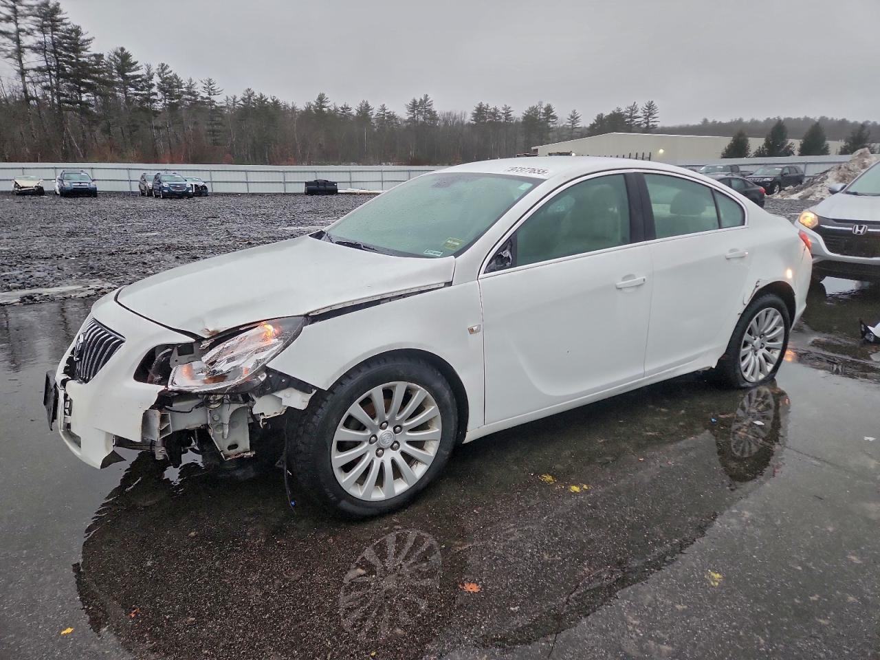 BUICK REGAL 2011