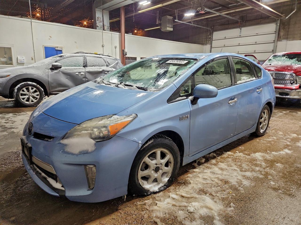TOYOTA PRIUS PLUG 2014