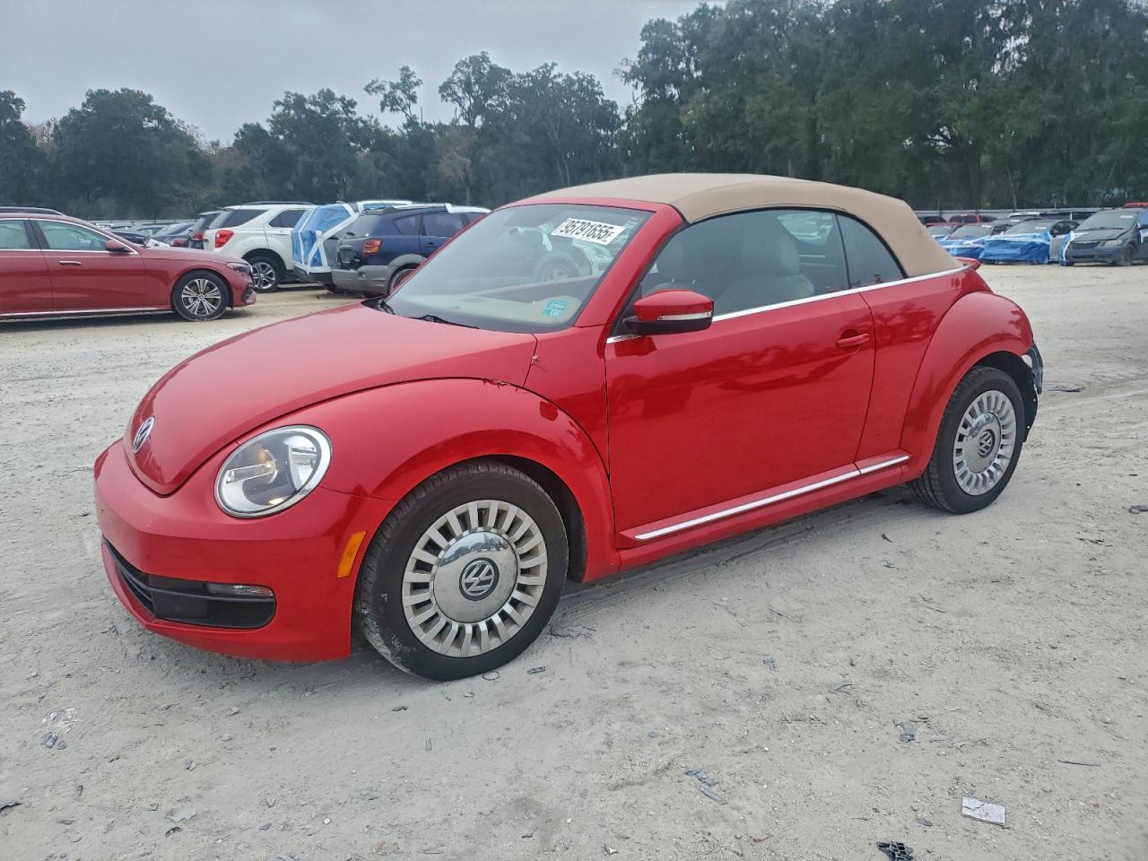 VOLKSWAGEN BEETLE 2015