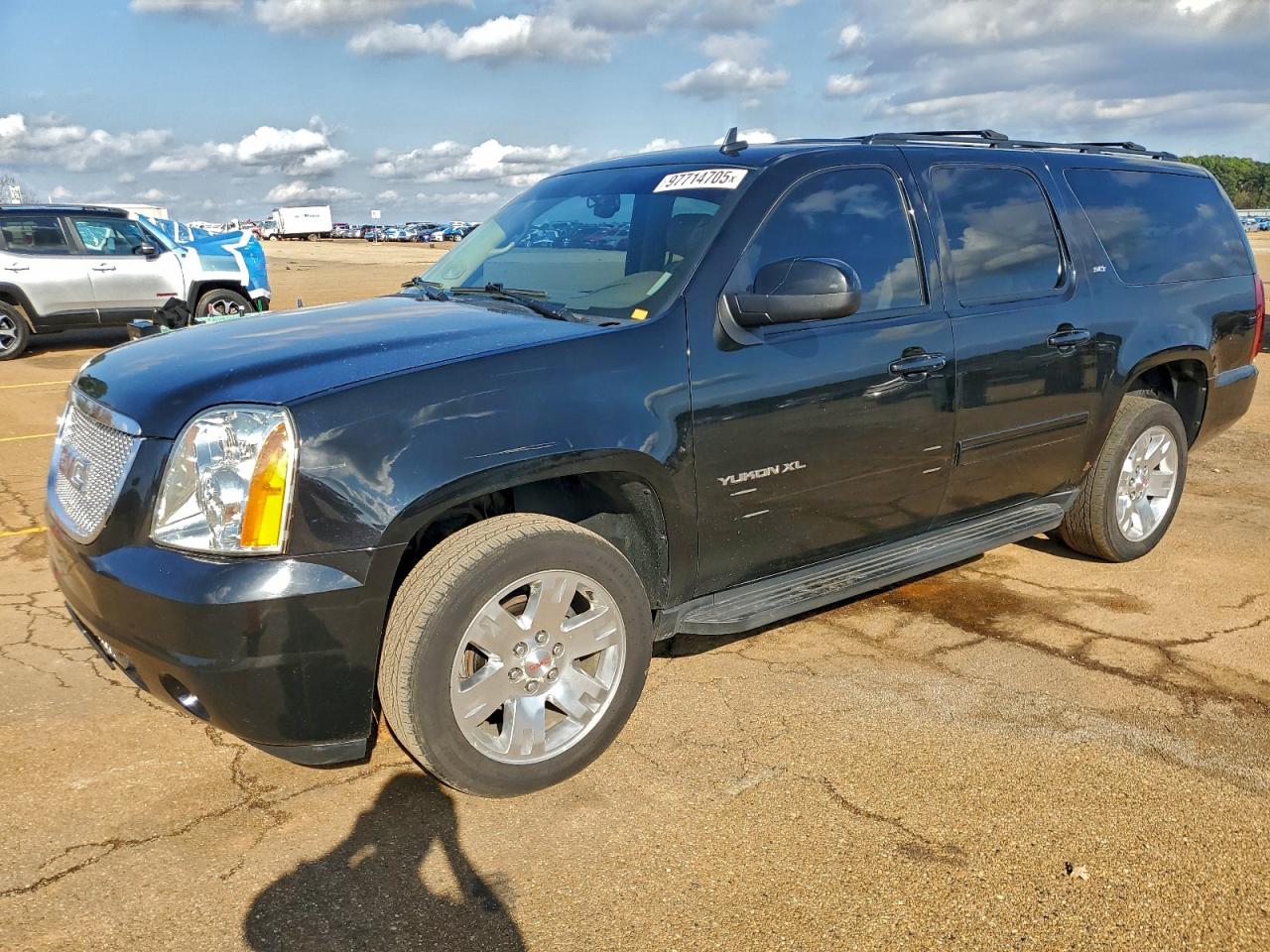 GMC YUKON XL K 2010