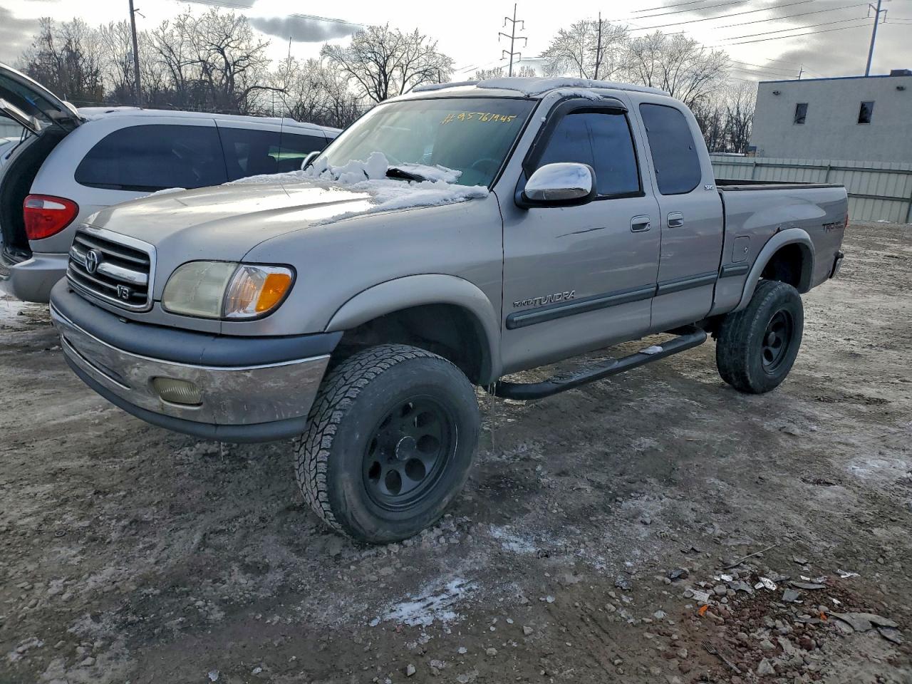 TOYOTA TUNDRA ACC 2002
