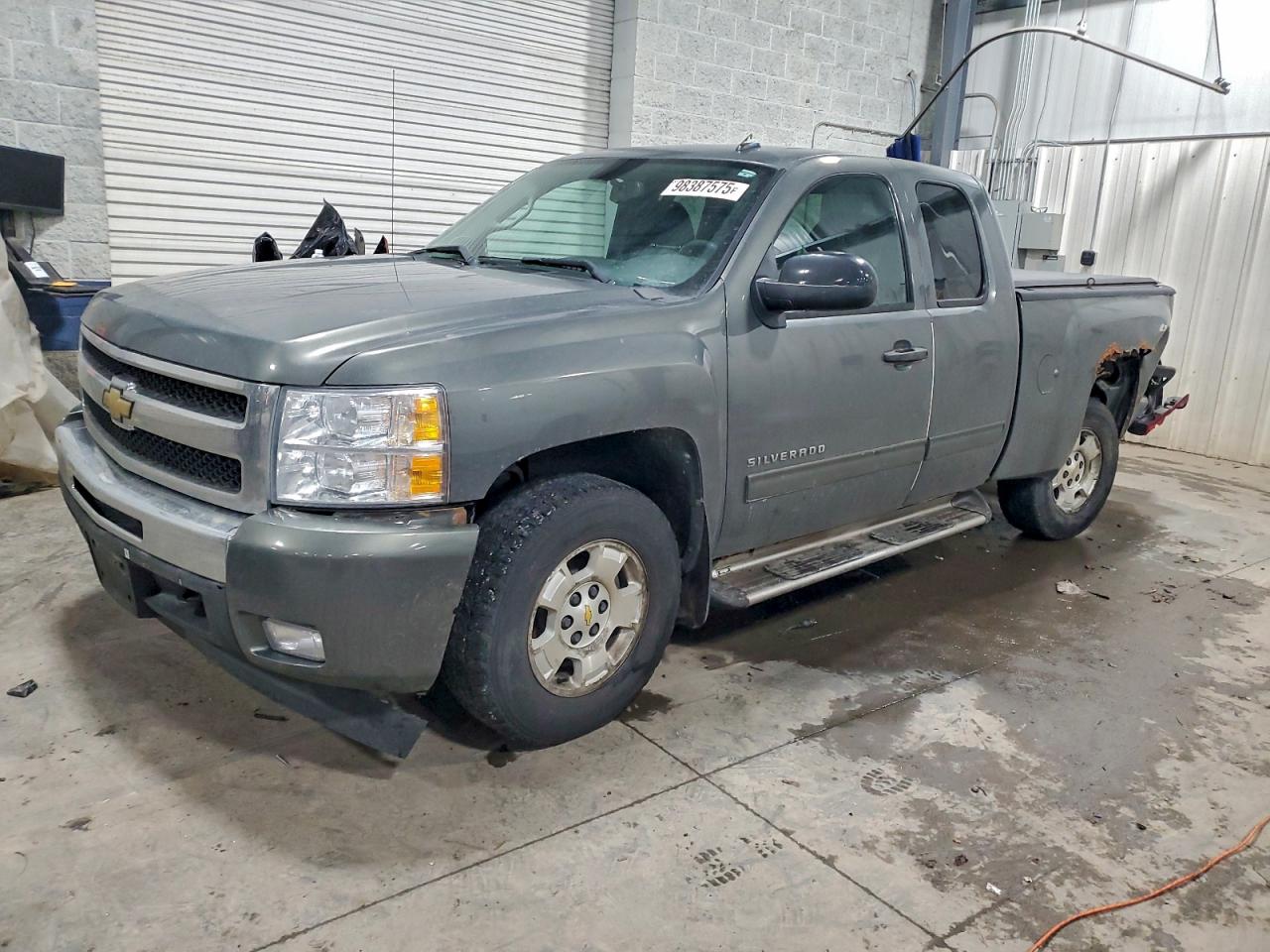CHEVROLET SILVERADO 2011