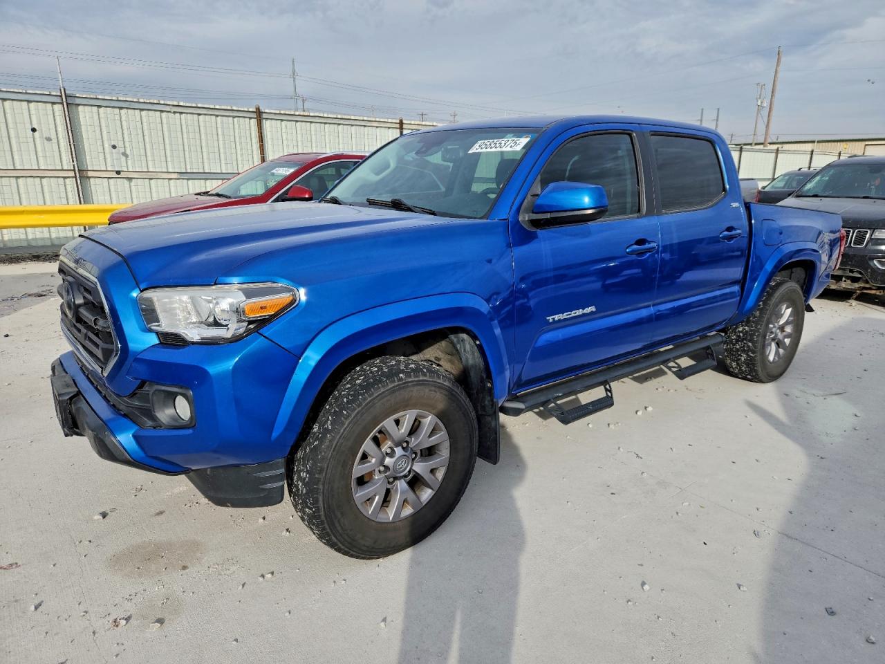TOYOTA TACOMA 2018
