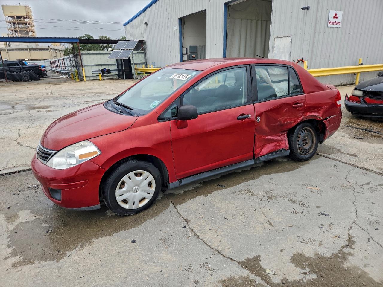 NISSAN VERSA 2011