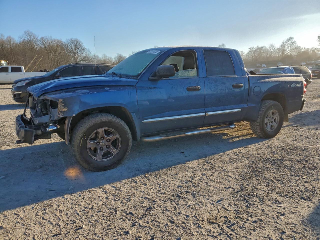 DODGE DAKOTA QUA 2005