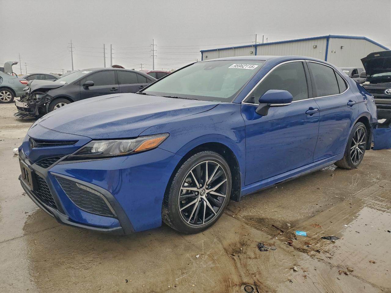TOYOTA CAMRY 2024