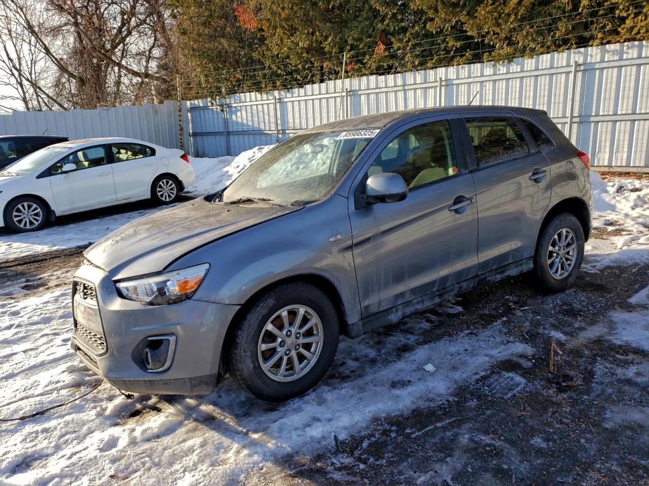 MITSUBISHI RVR SE 2013