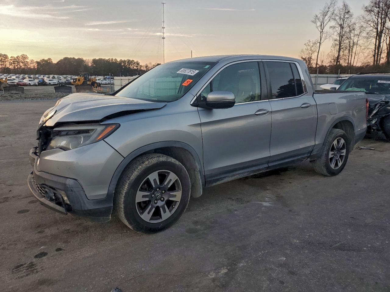 HONDA RIDGELINE 2017