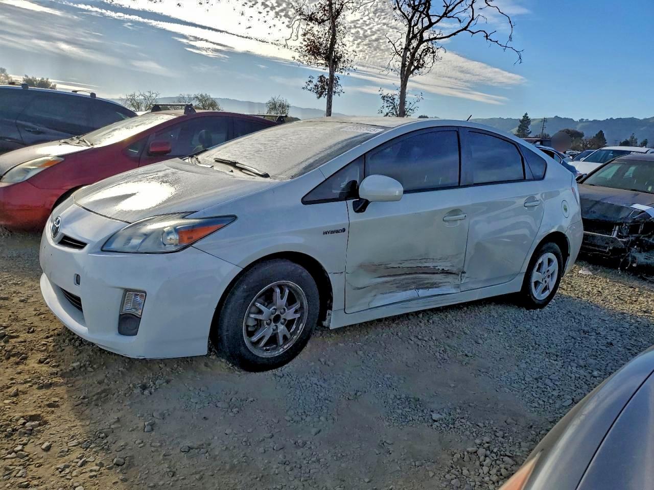 TOYOTA PRIUS 2010