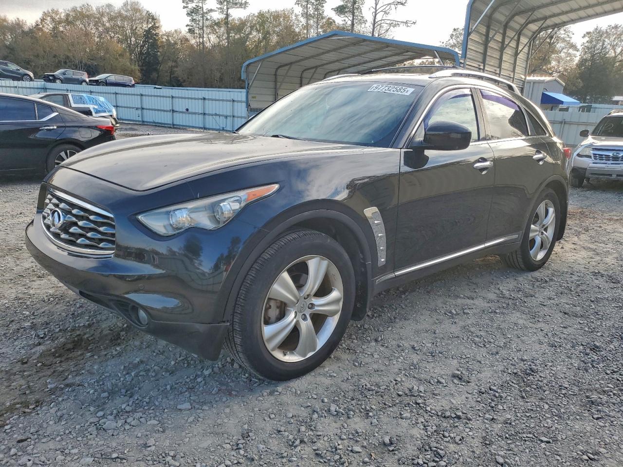 INFINITI FX35 2011