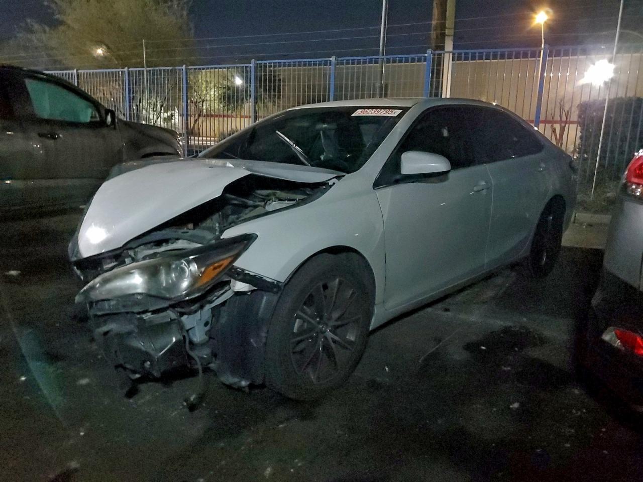 TOYOTA CAMRY LE 2017