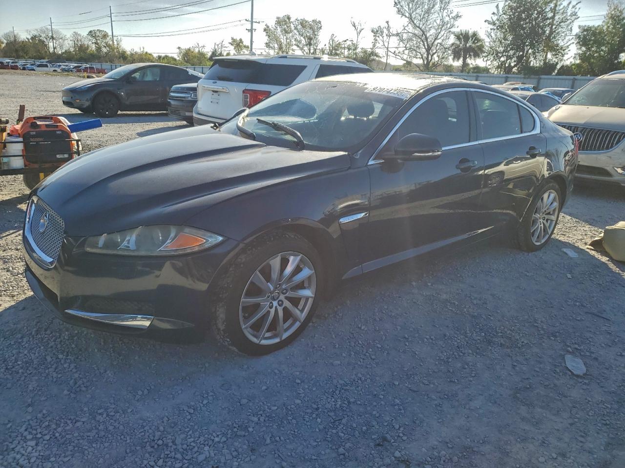 JAGUAR XF 2013
