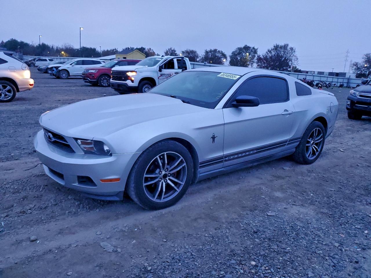 FORD MUSTANG 2010