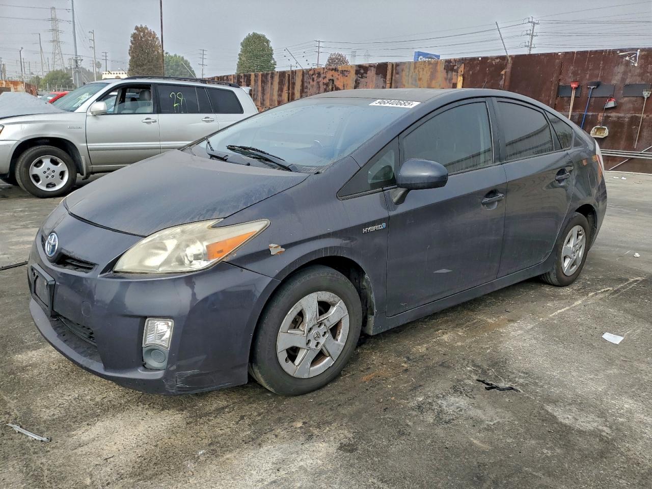 TOYOTA PRIUS 2010