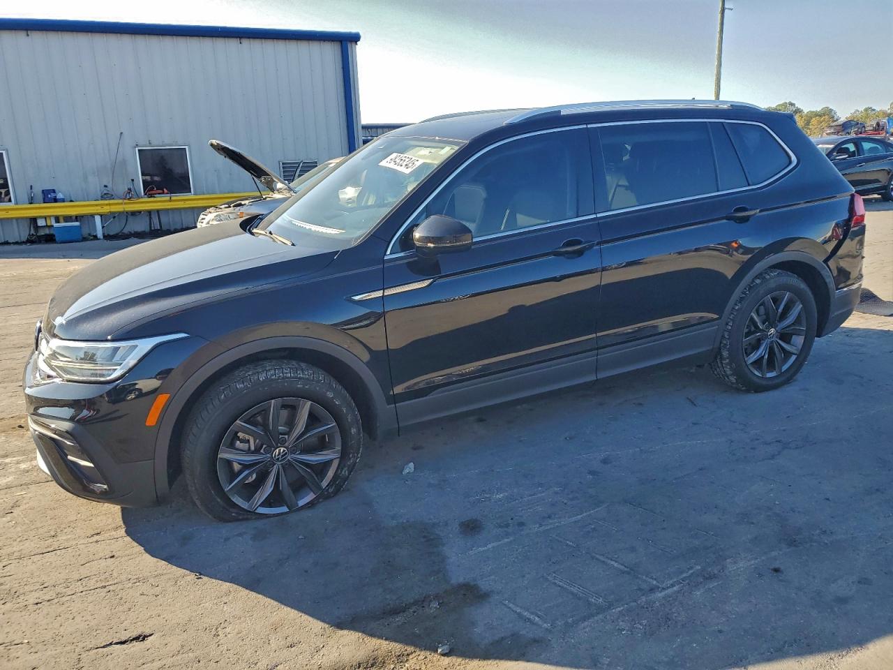 VOLKSWAGEN TIGUAN 2023