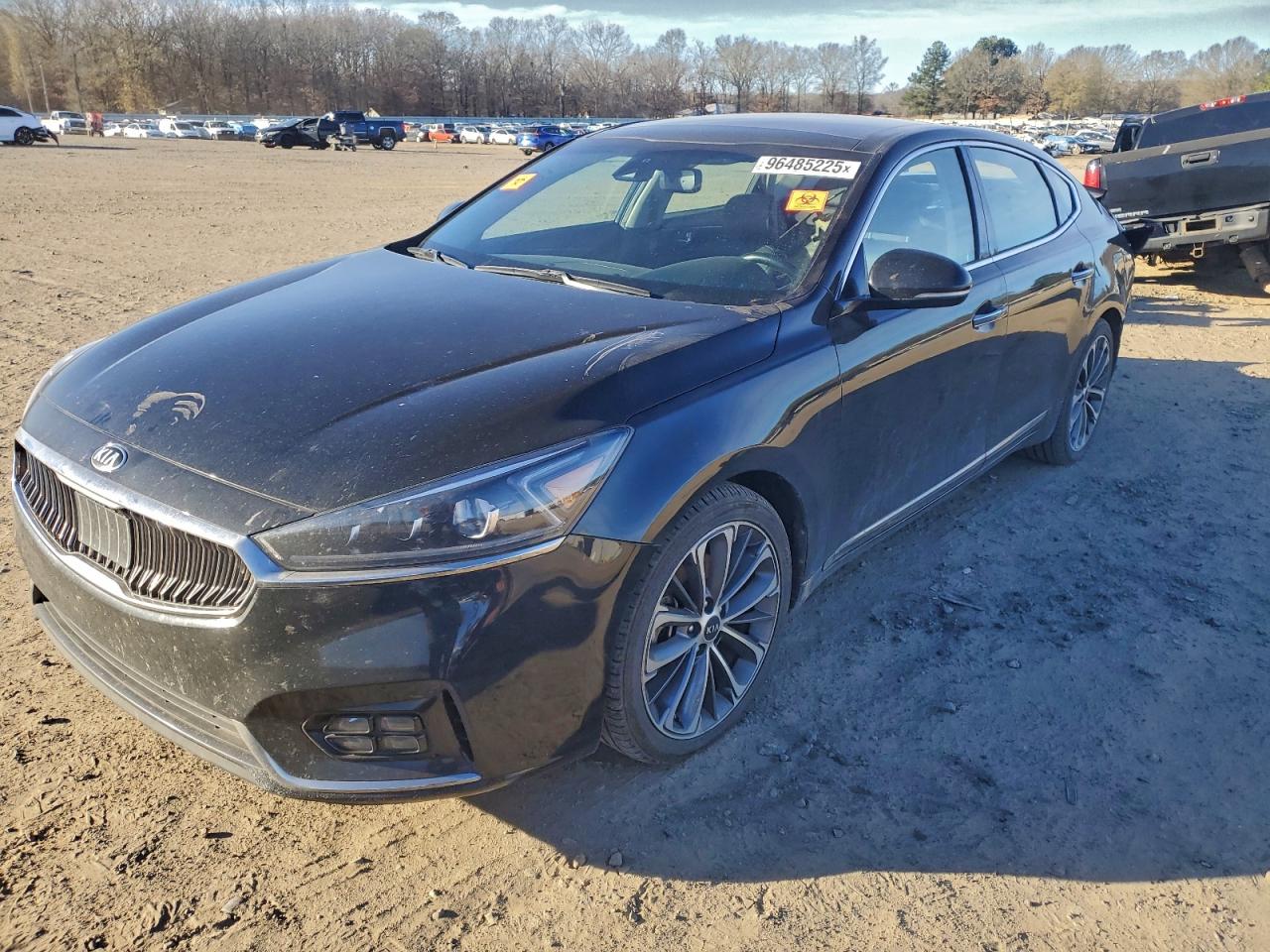 KIA CADENZA 2019