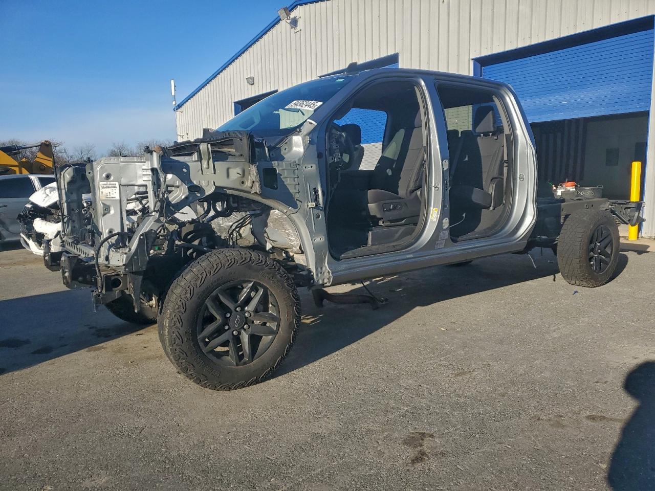 CHEVROLET SILVERADO 2025