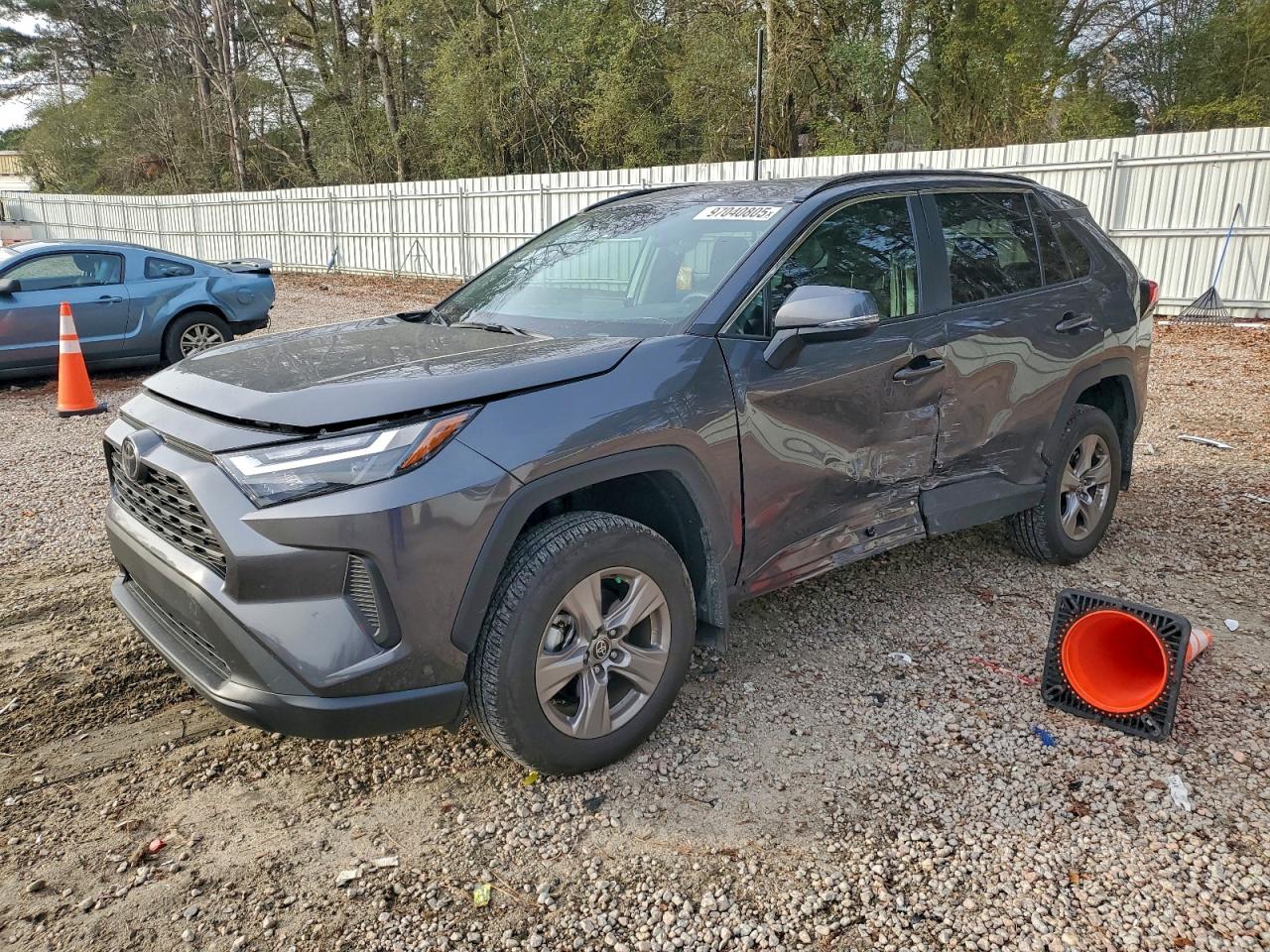 TOYOTA RAV4 2025
