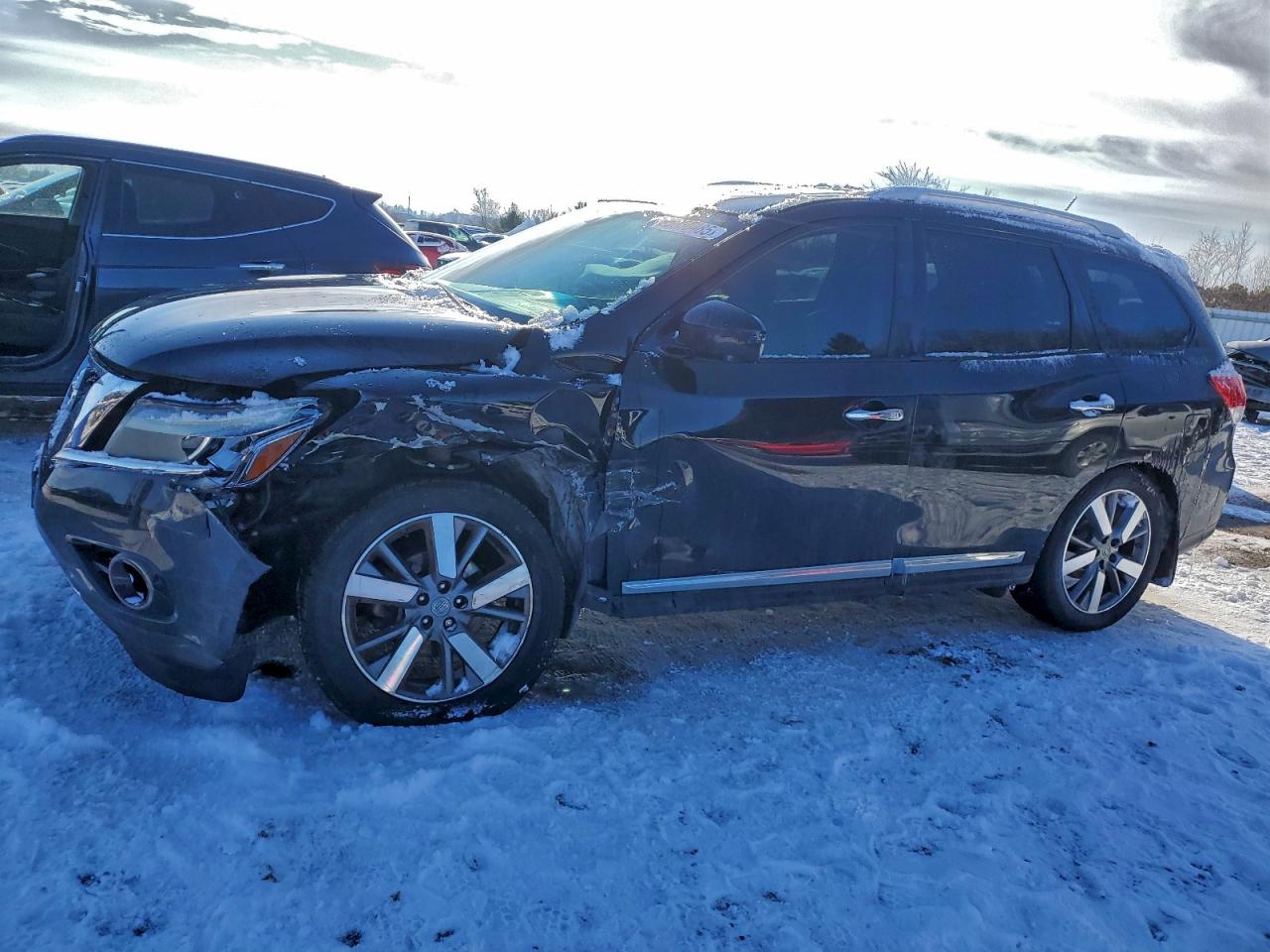 NISSAN PATHFINDER 2015