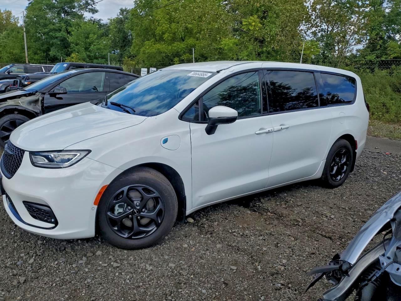 CHRYSLER PACIFICA H 2023