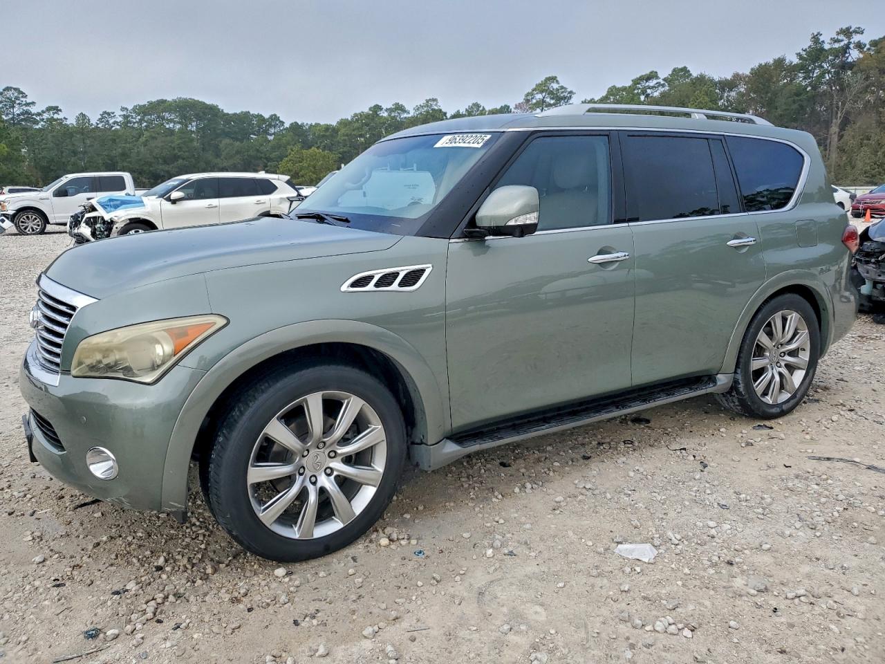 INFINITI QX56 2011