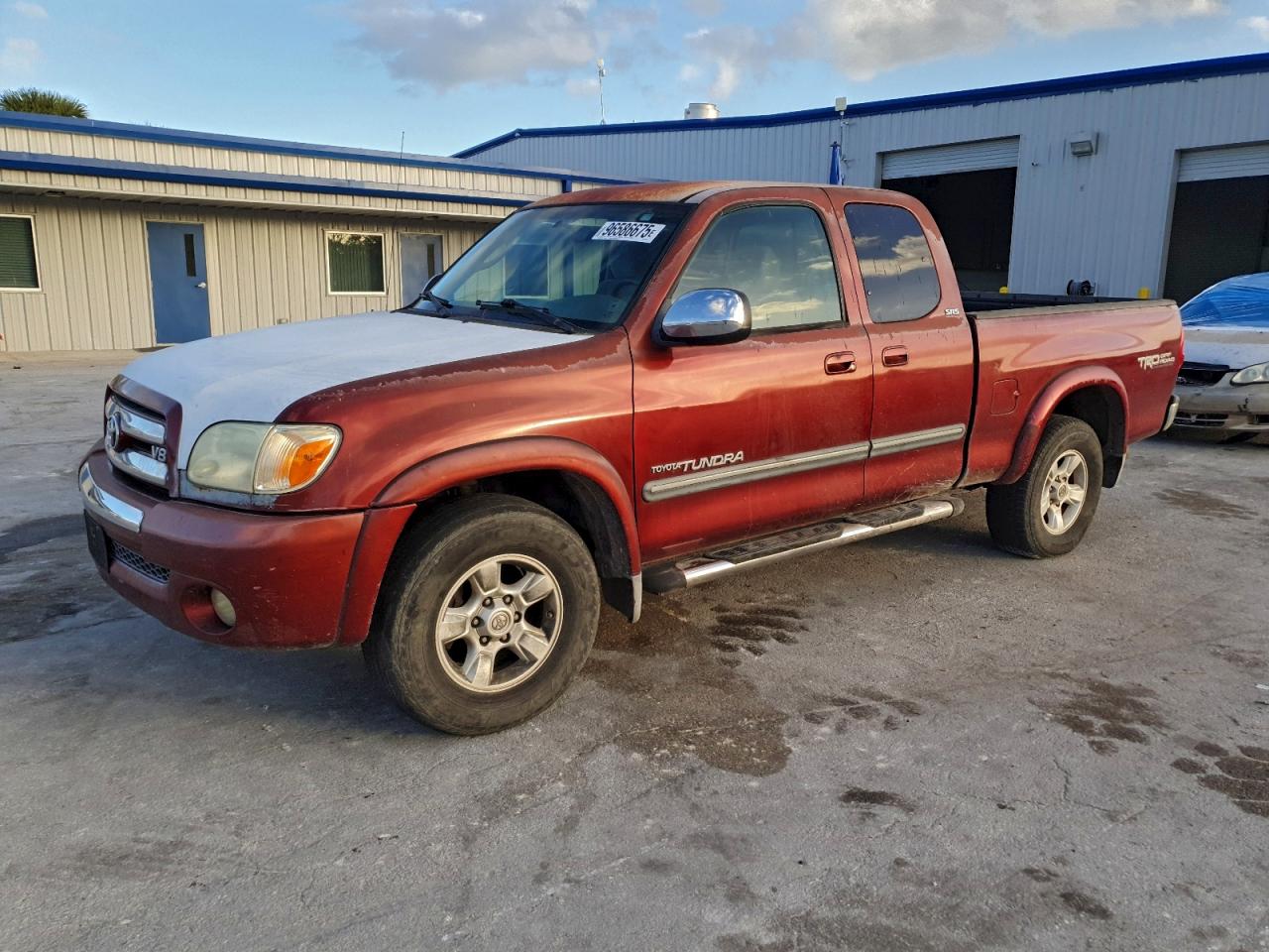 TOYOTA TUNDRA ACC 2005