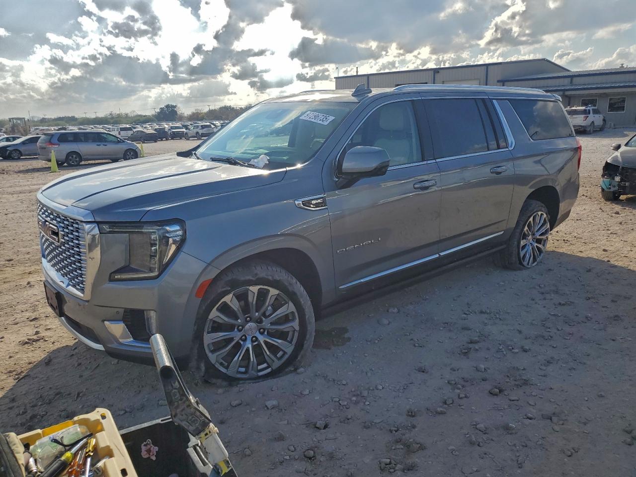 GMC YUKON XL 2023