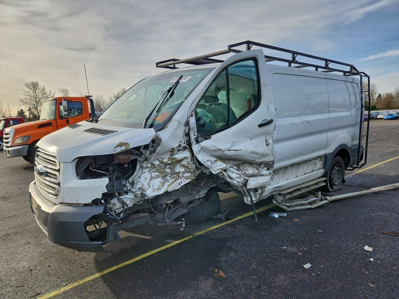 FORD TRANSIT T- 2015
