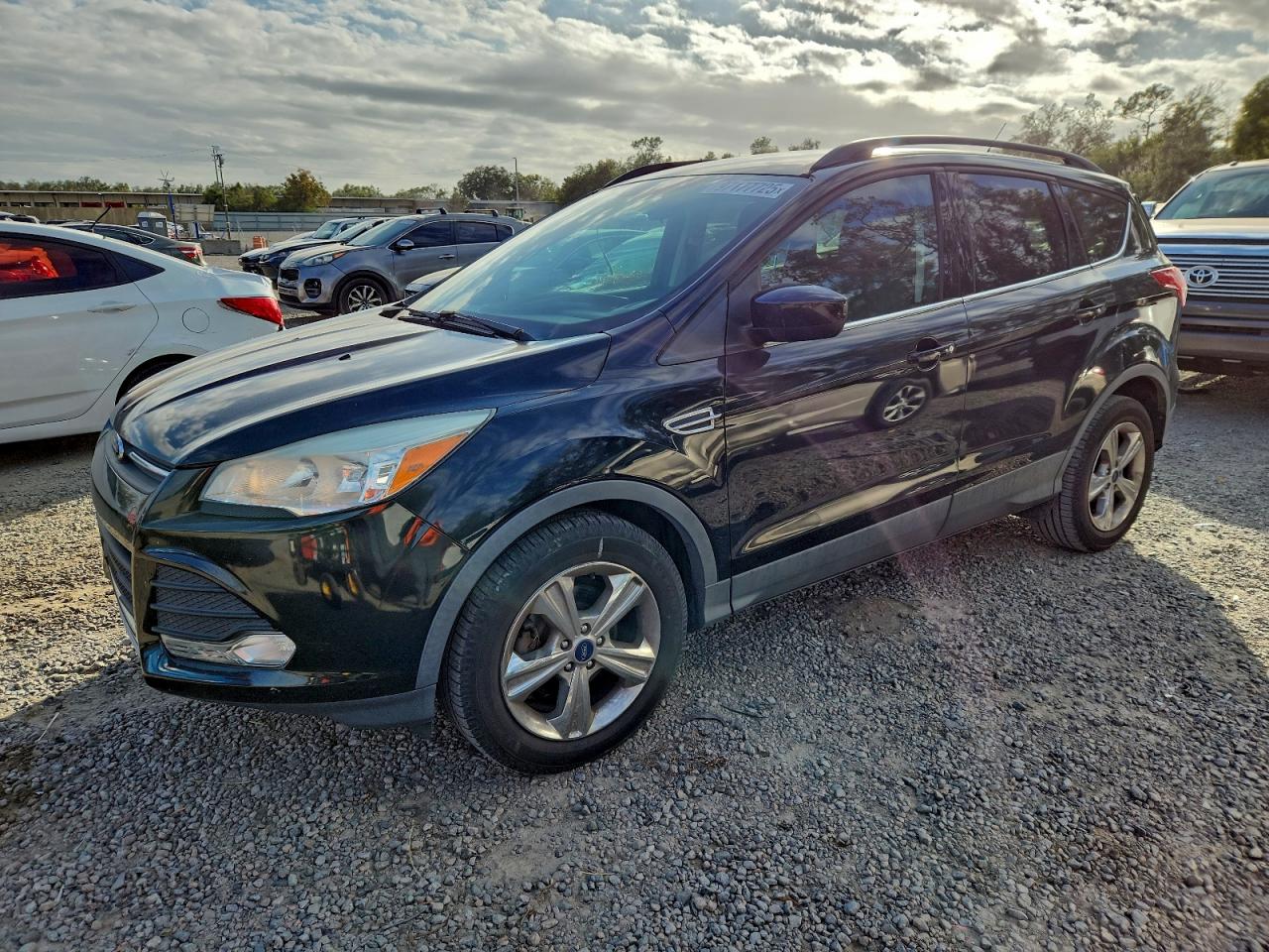 FORD ESCAPE SE 2015