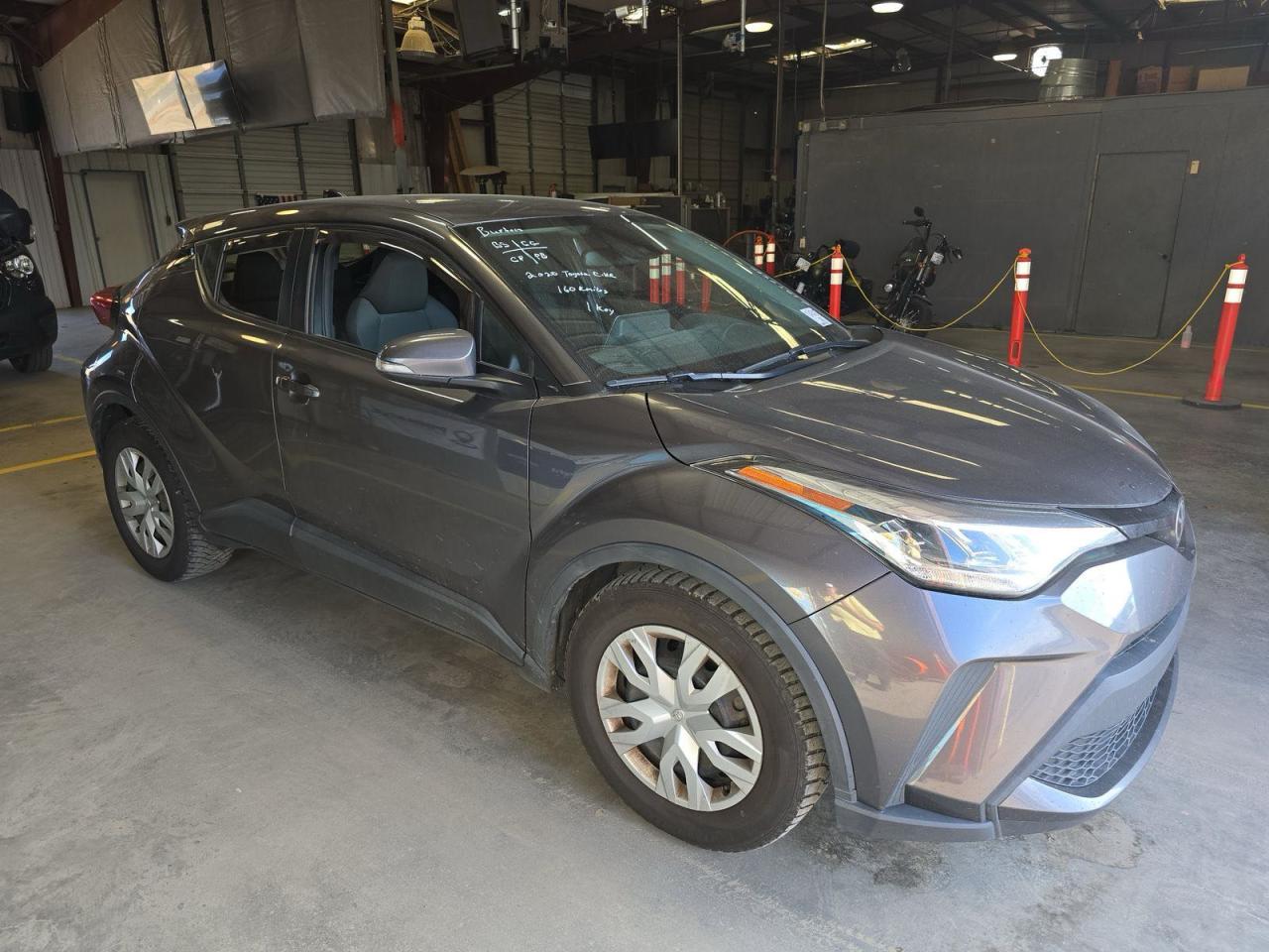 TOYOTA C-HR XLE 2020