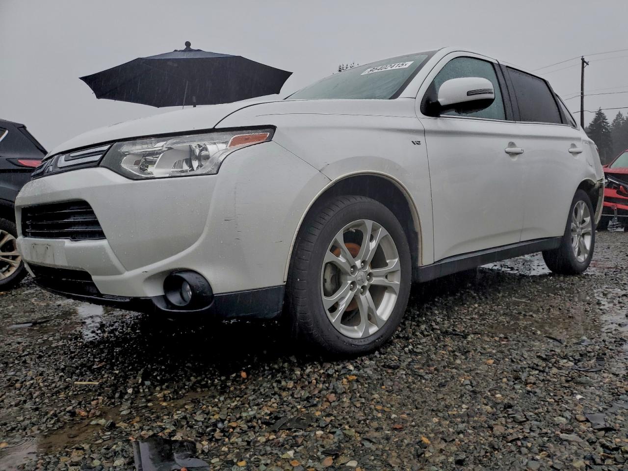 MITSUBISHI OUTLANDER 2014