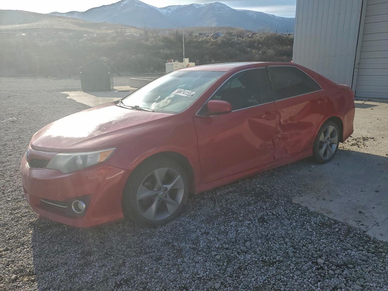 TOYOTA CAMRY 2014