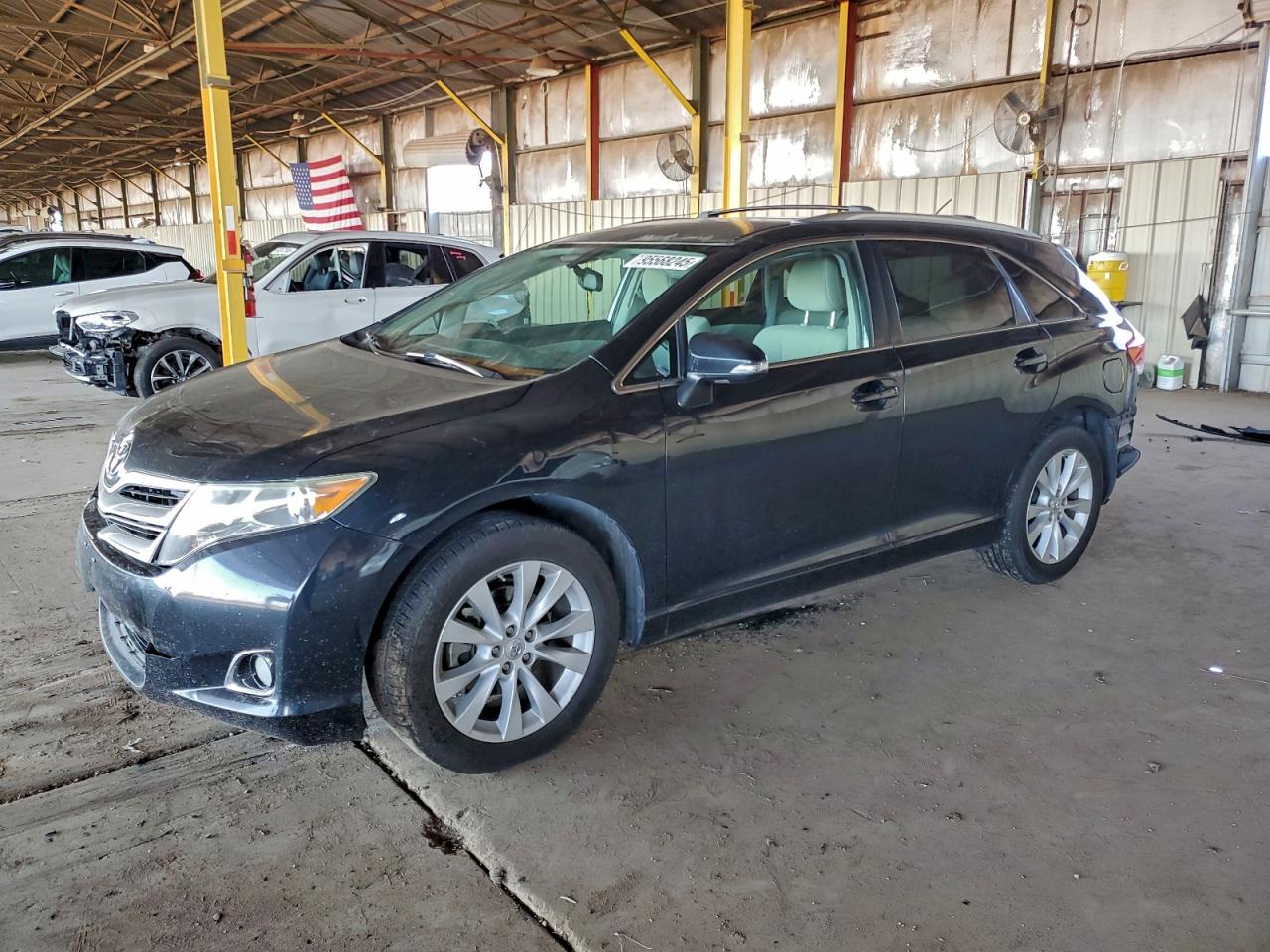 TOYOTA VENZA LE 2015