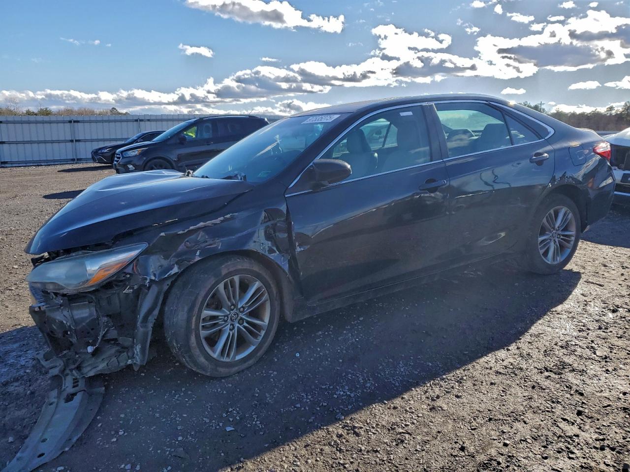 TOYOTA CAMRY LE 2015