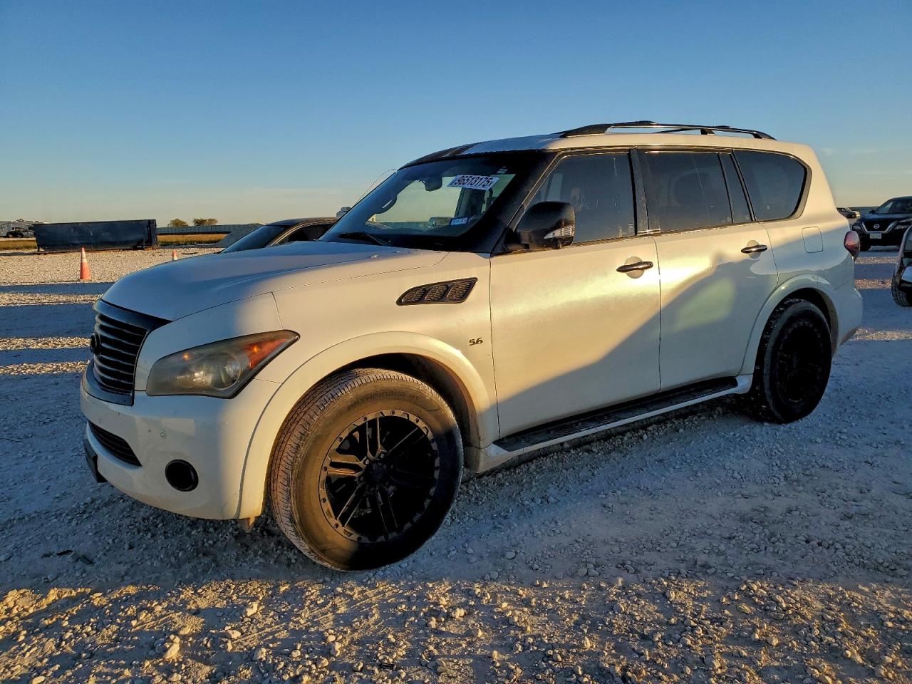 INFINITI QX80 2014