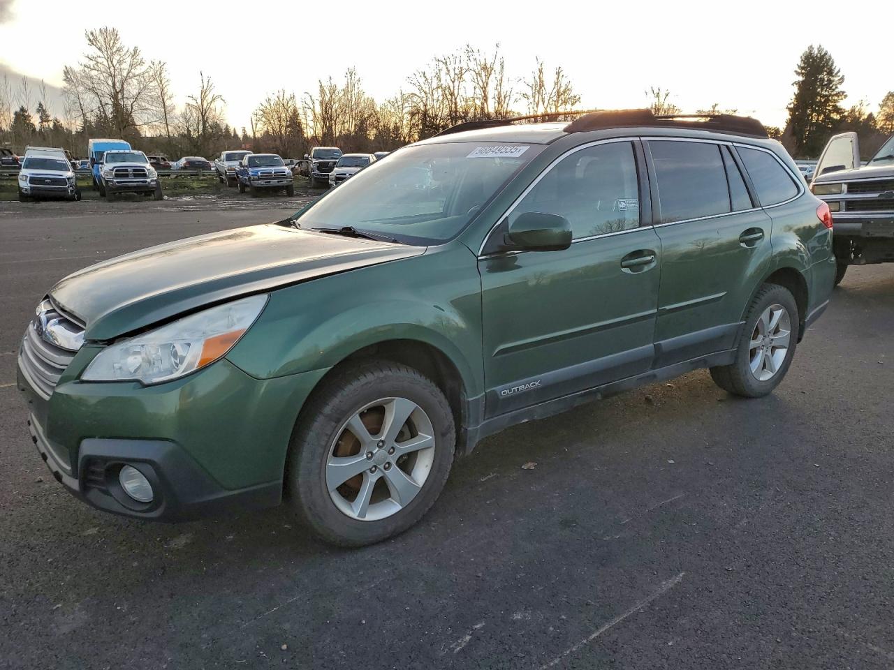 SUBARU OUTBACK 2. 2013